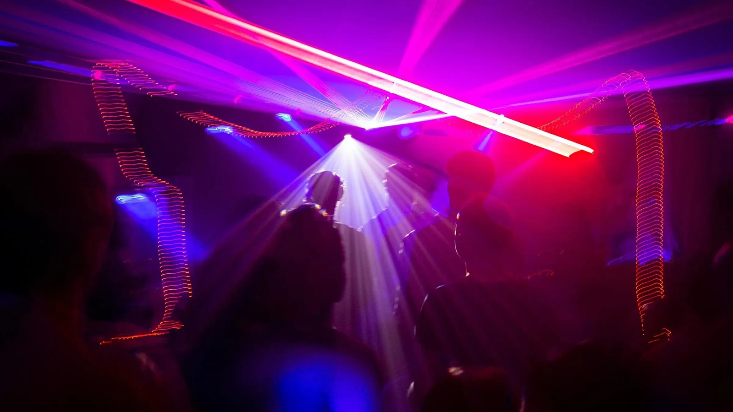 Contact header — Input Output